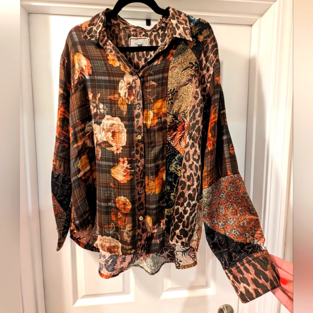 Johnny Was Octave Floral Print shirt